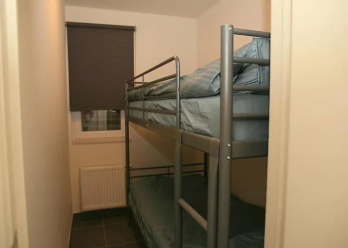 0101 - Modern Voor 6 Pers Apartment De Panne